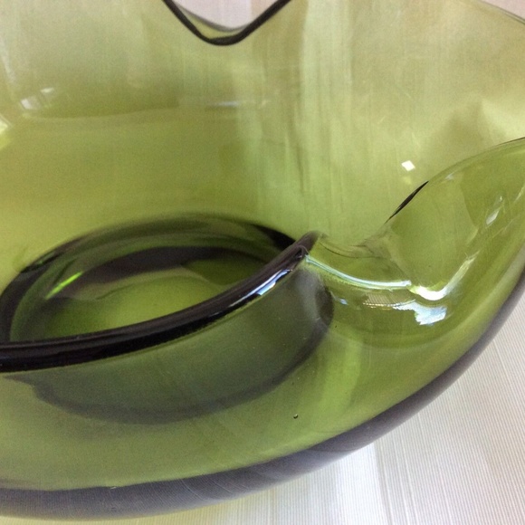 Vintage Mid century clear green glass bowl - Picture 5 of 5